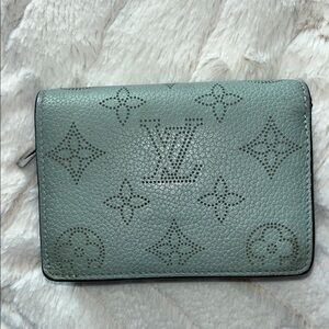 Louis Vuitton Claire blue green compact Mahina wallet